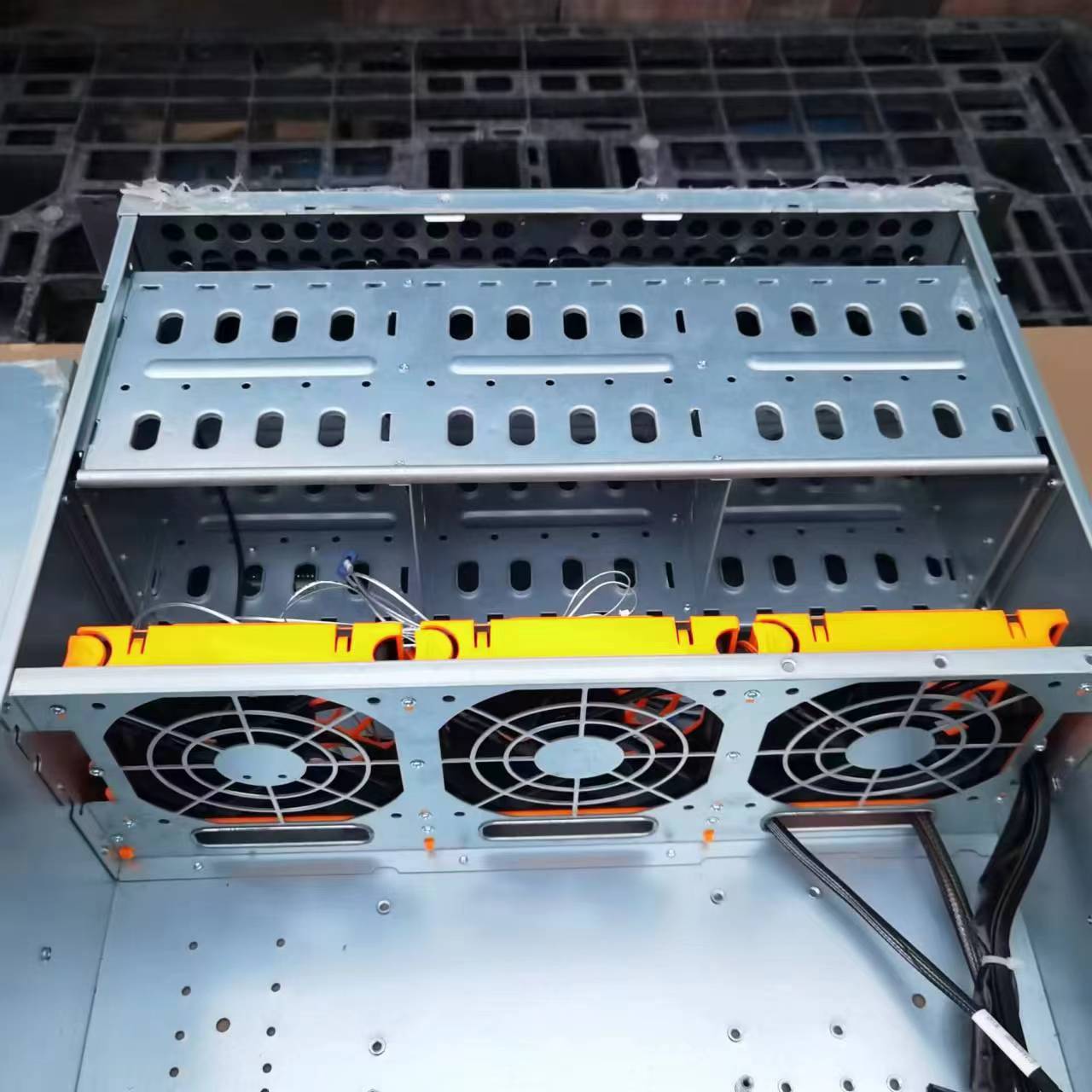 Chasis de Servidor Industrial  - 8 Gpu 4U Server Chassis reseña y precio